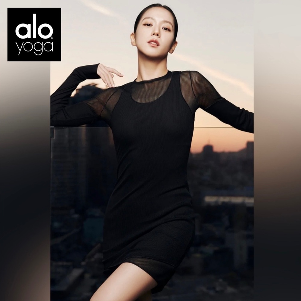 ✨ALO Yoga Striped Mesh Synergy Long Sleeve Dress Black Size: XSmall